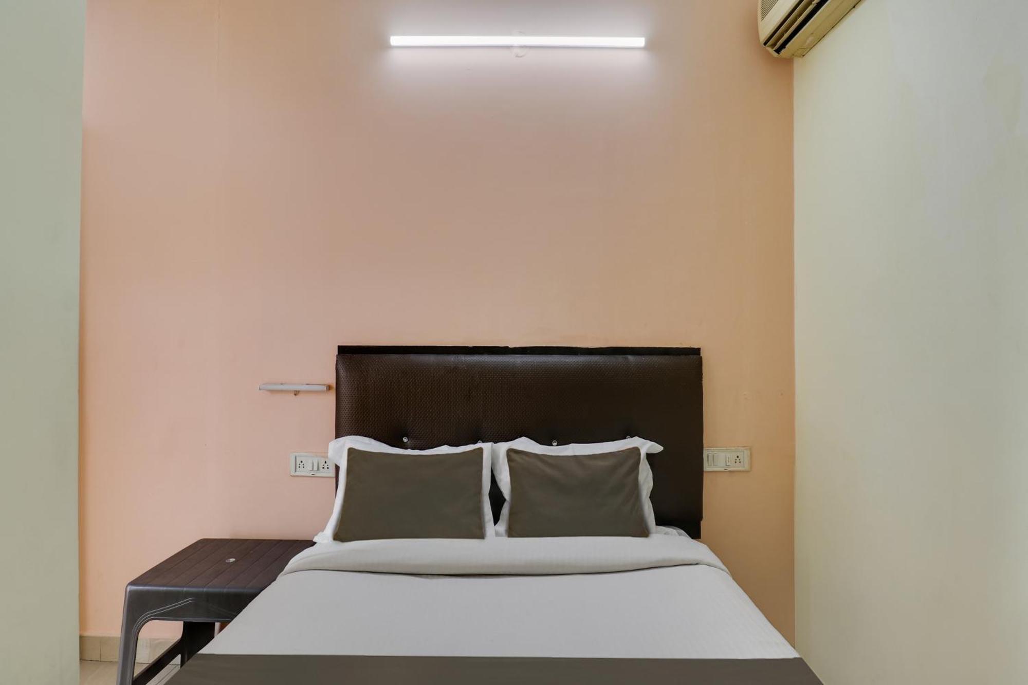 Hotel O Royal Galaxy บังกาลอร์ ภายนอก รูปภาพ