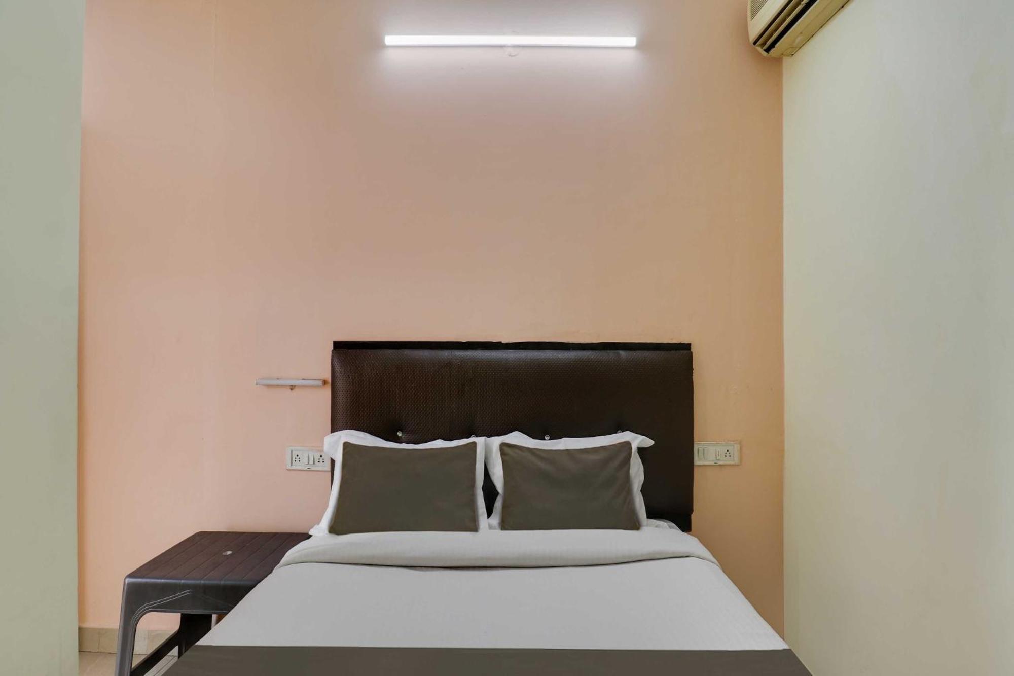 Hotel O Royal Galaxy บังกาลอร์ ภายนอก รูปภาพ